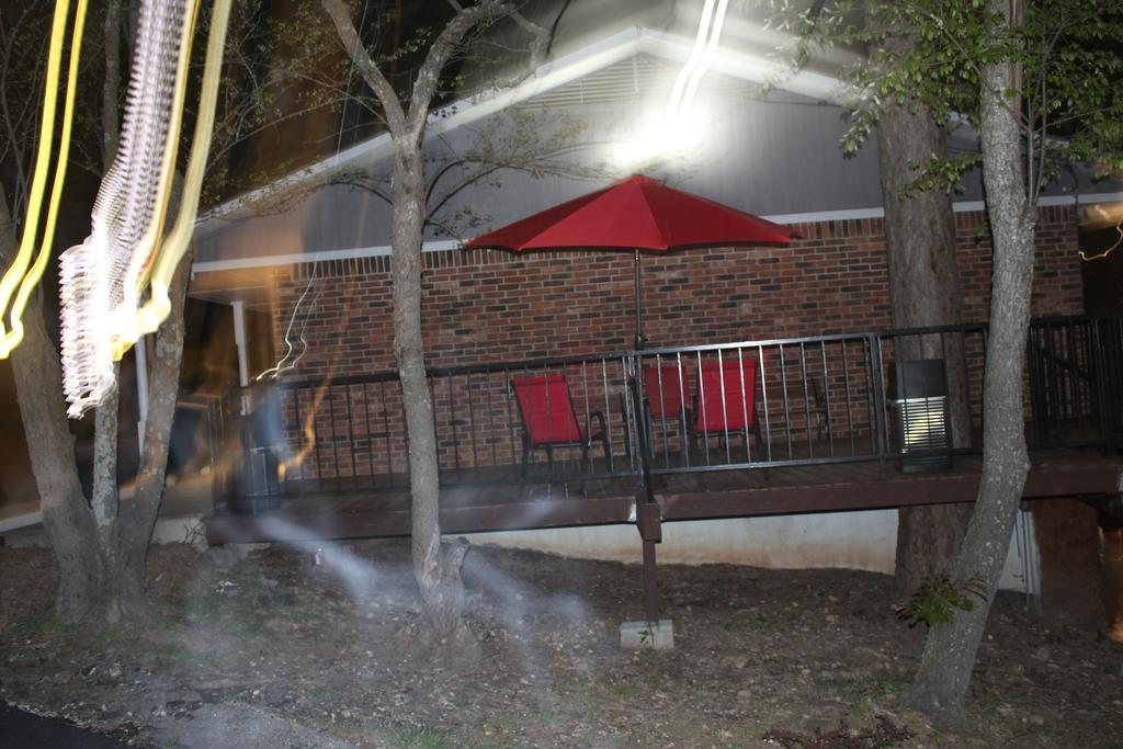 Brydan Suites Eureka Springs Bagian luar foto