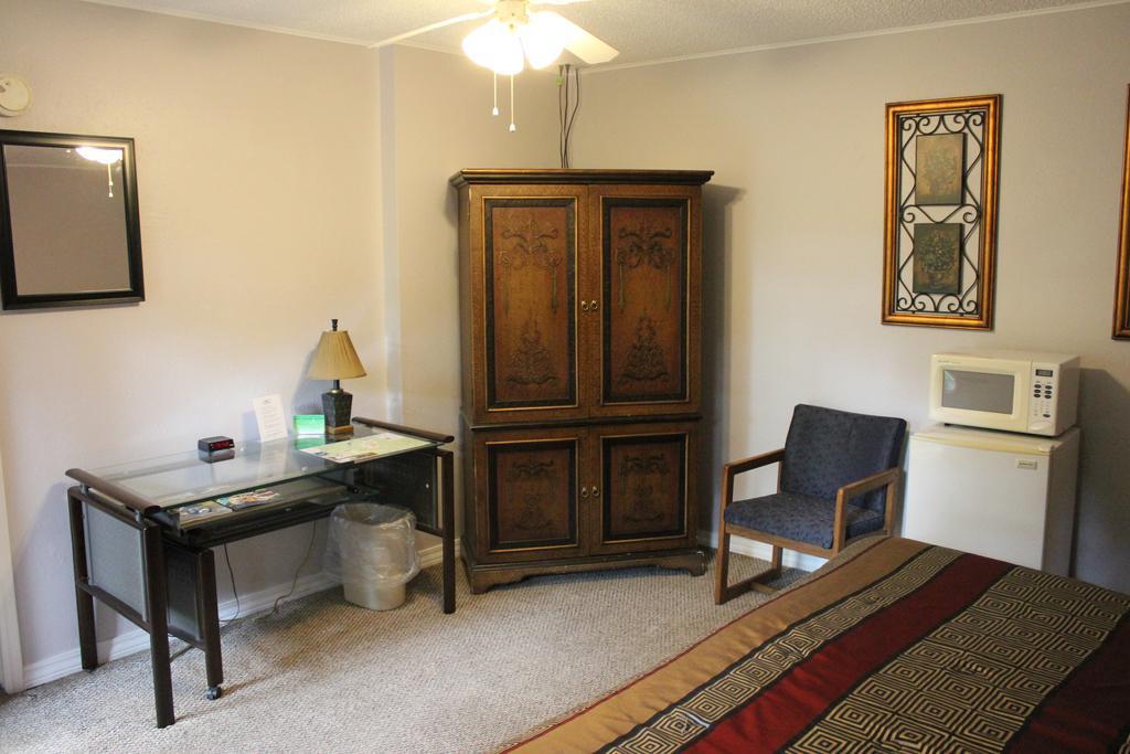 Brydan Suites Eureka Springs Bagian luar foto